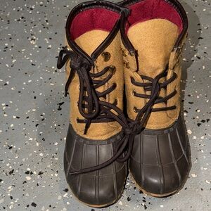 Tommy Hilfiger duck boots